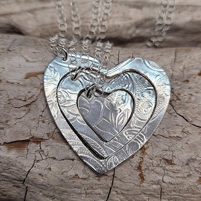 ethan-taylor-designs-three-hearts-necklace-set-1